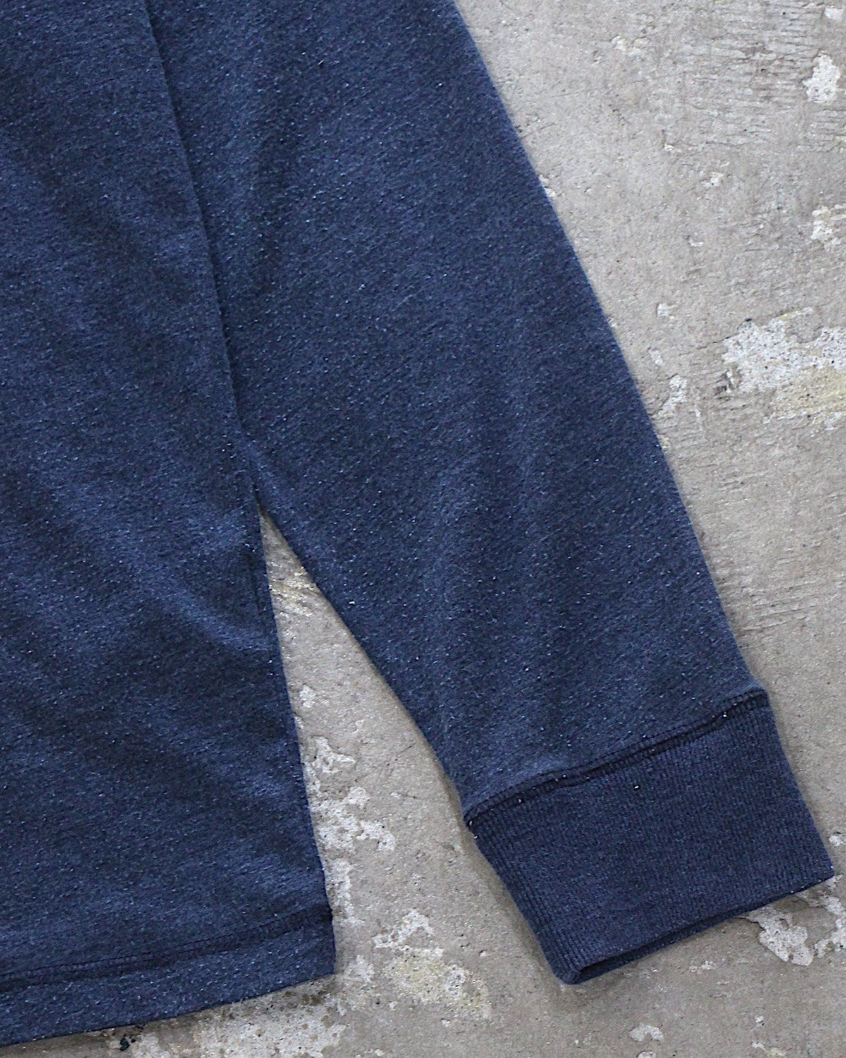 UNKNOWN / Long Sleeve T-sh