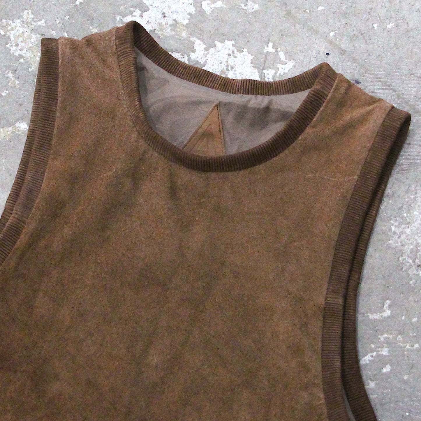 A LEATHER / BASKETBALL TANK