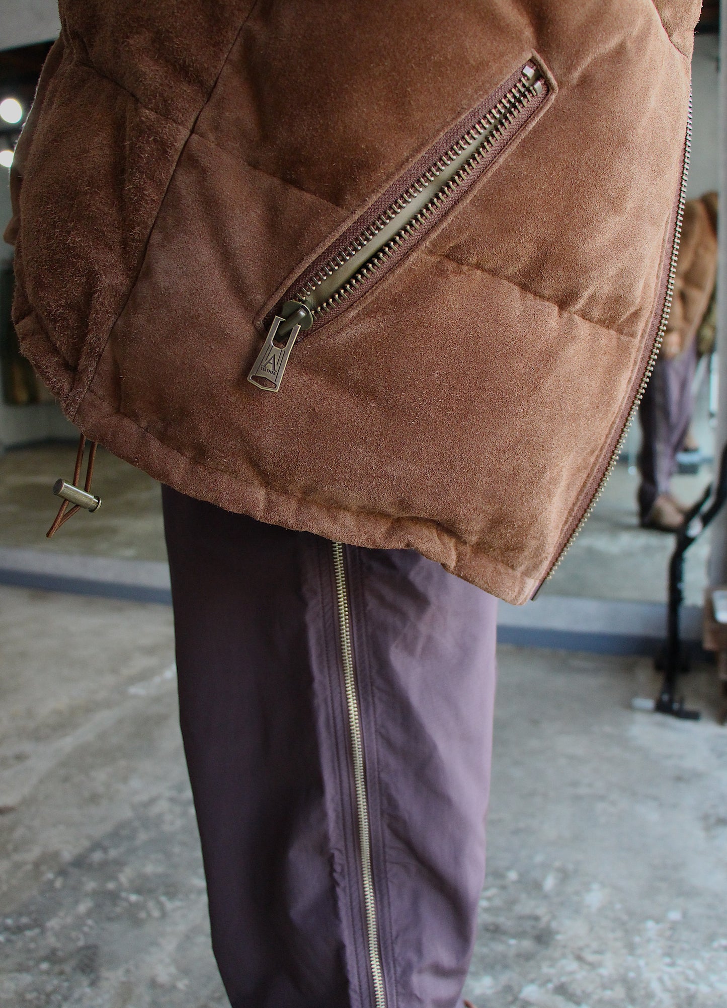 A LEATHER / DOWN JACKET