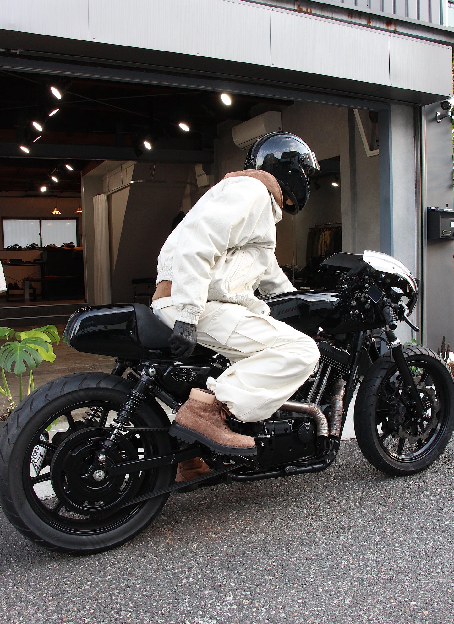 A LEATHER × KIDS LOVE GAITE / HIKING BOOTS