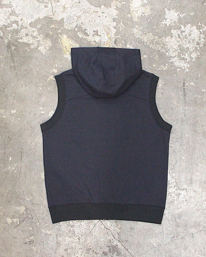 Wave of Sand / ZEE SLEEVELESS PARKA
