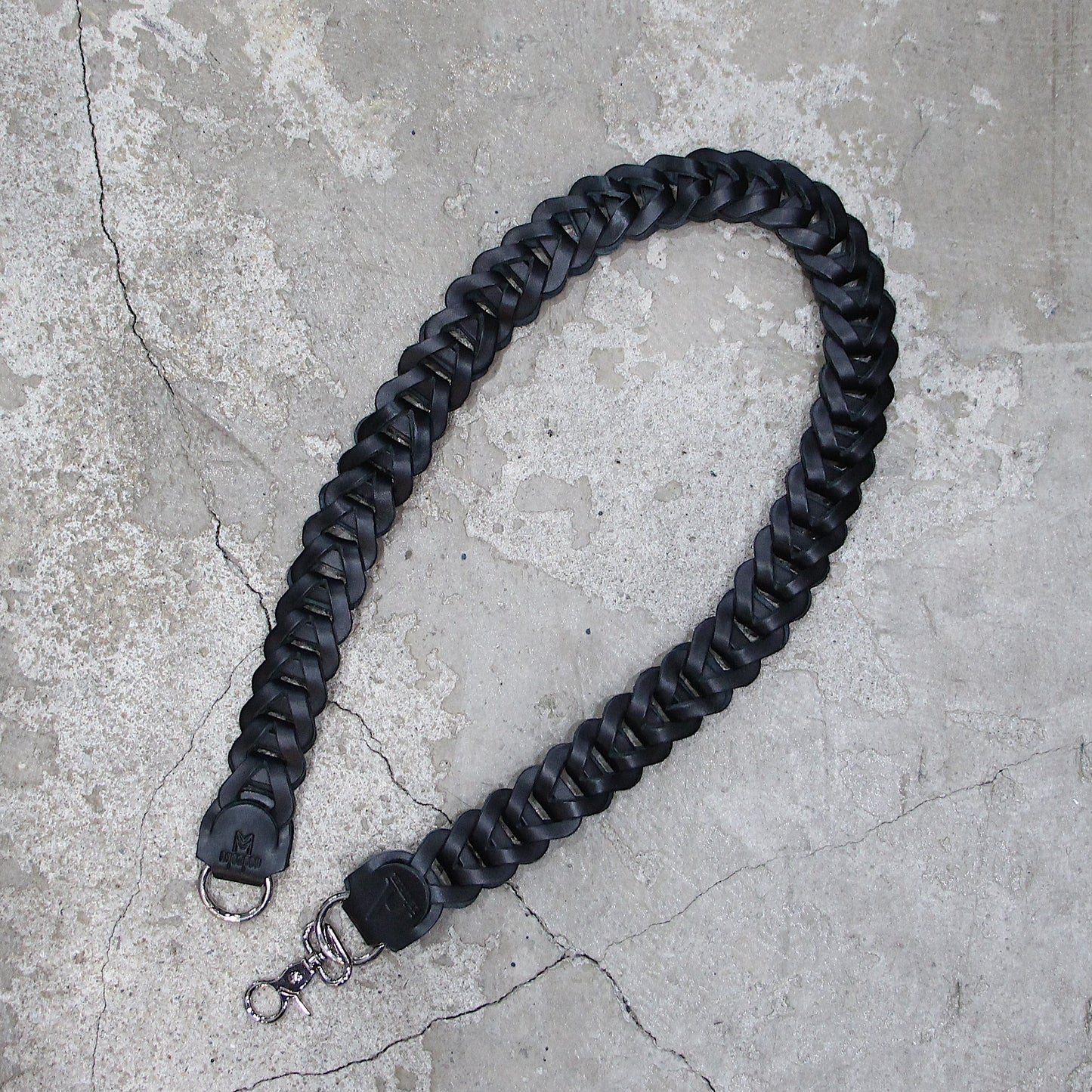 A LEATHER × NOZOKU / Exclusive Short Loop "st△△△ck"