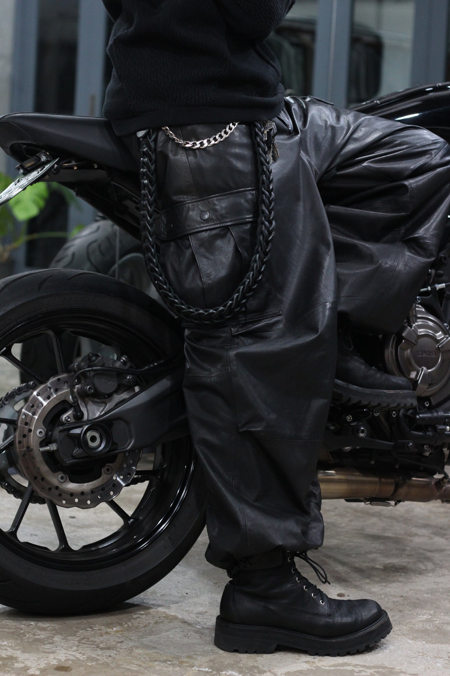 A LEATHER × NOZOKU / Exclusive Short Loop "st△△△ck"