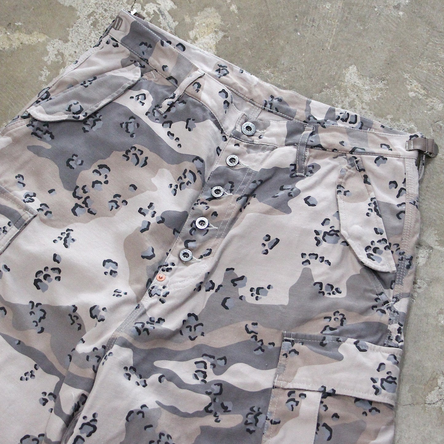 SUGARHILL / CHOCOCHIP CAMO CARGO PANTS
