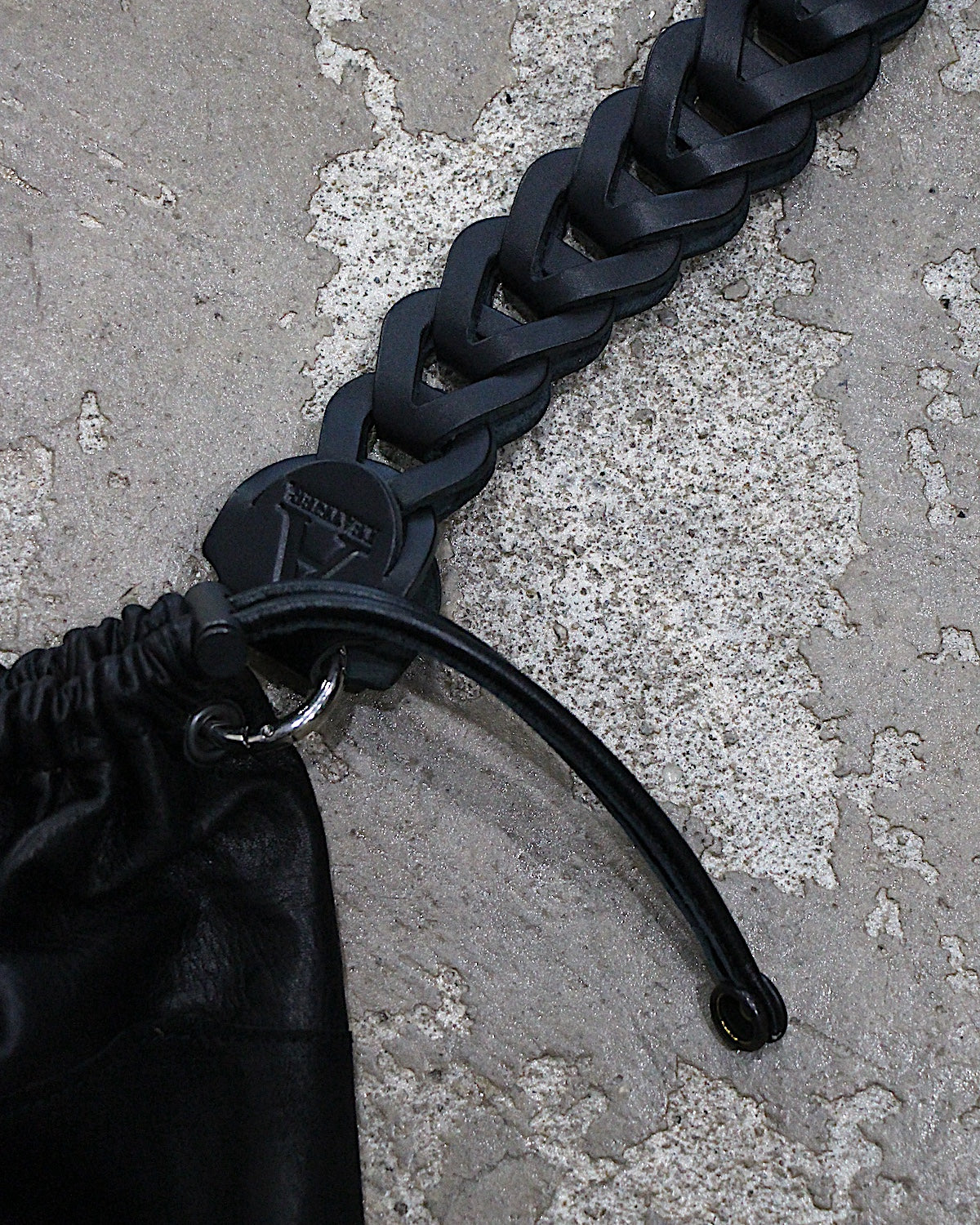 A LEATHER × NOZOKU / Exclusive Short Loop "st△△△ck"