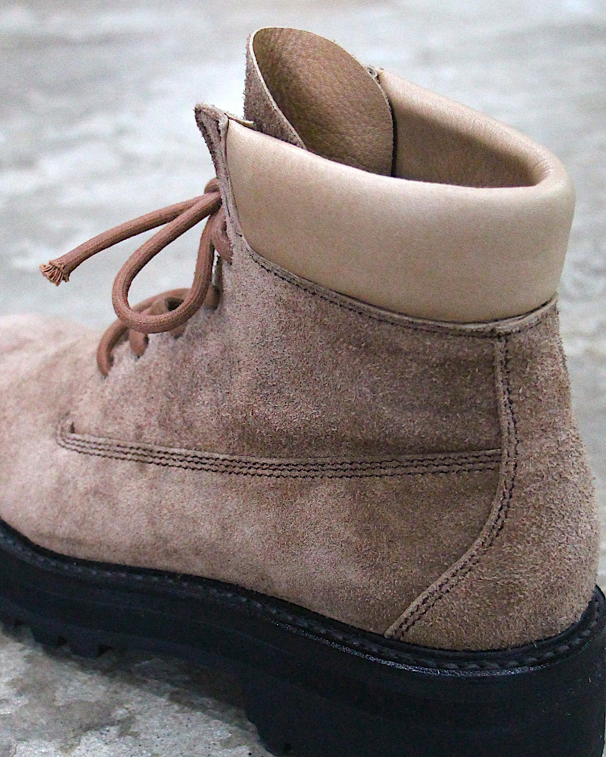 A LEATHER × KIDS LOVE GAITE / HIKING BOOTS