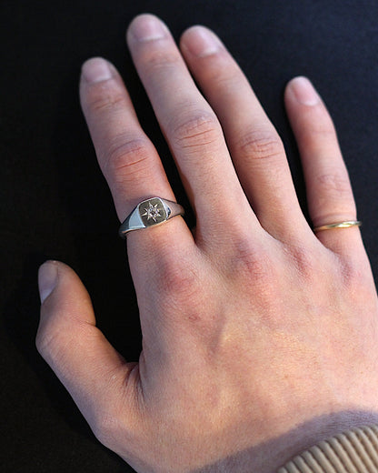 HORIZON / HALO SQUARE SIGNET