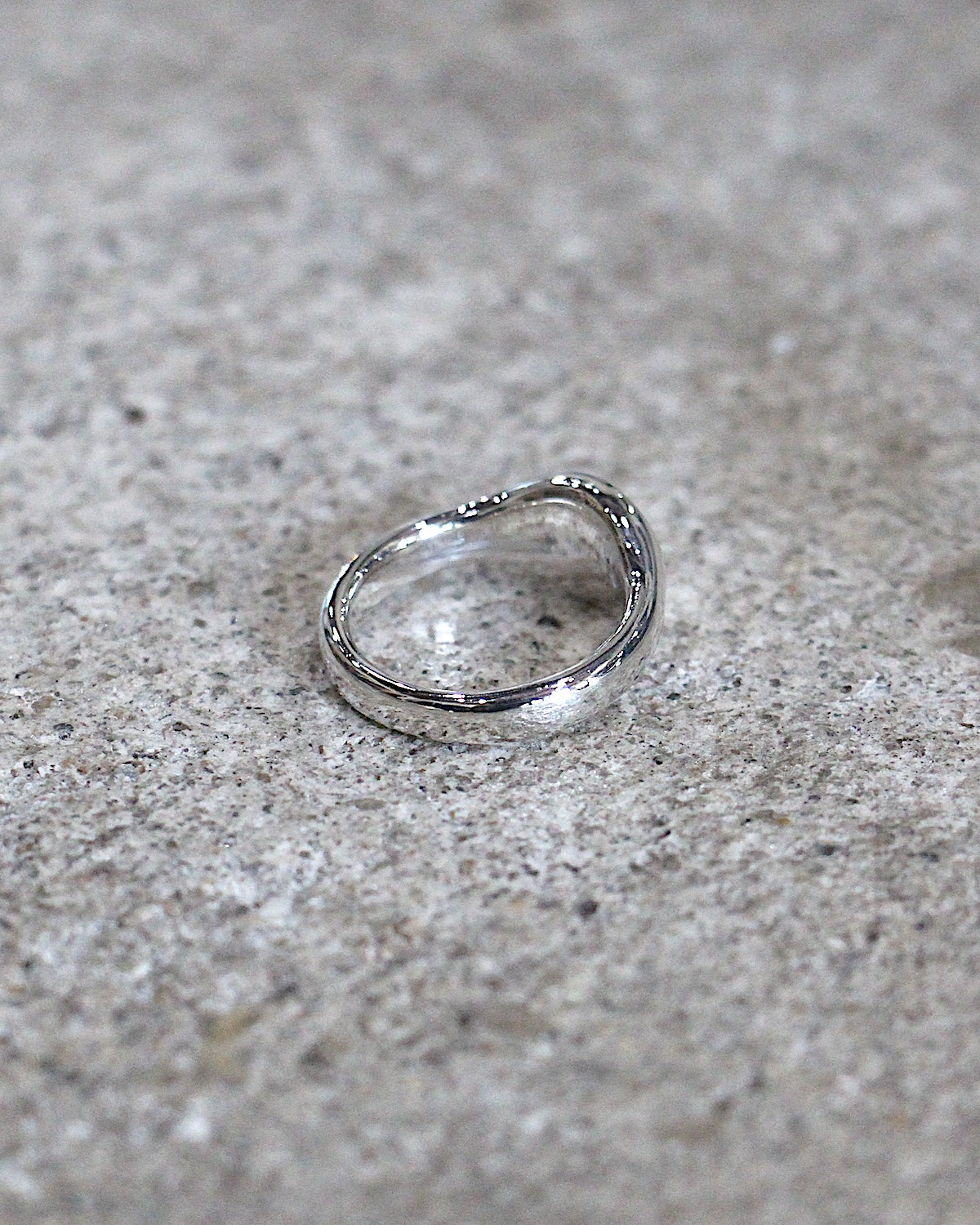 HORIZON / HALO ROUND SIGNET