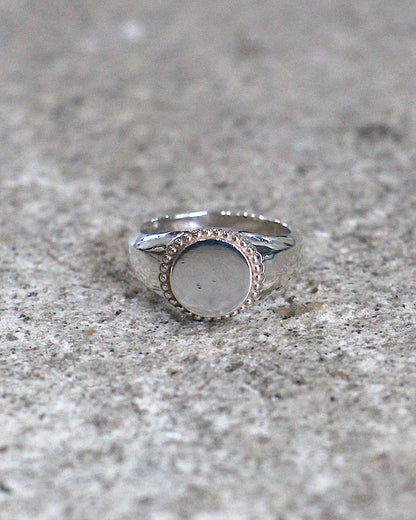 HORIZON / BEADED ROUND SIGNET