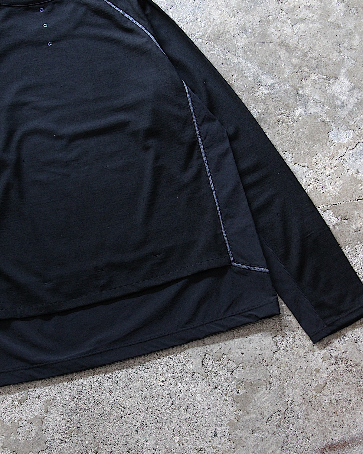 PASTOR NOVA / OUTFLOW TECH L/S TEE