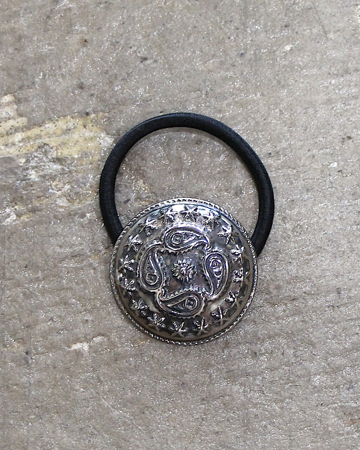 SUGARHILL / CONCHO HAIR TIE