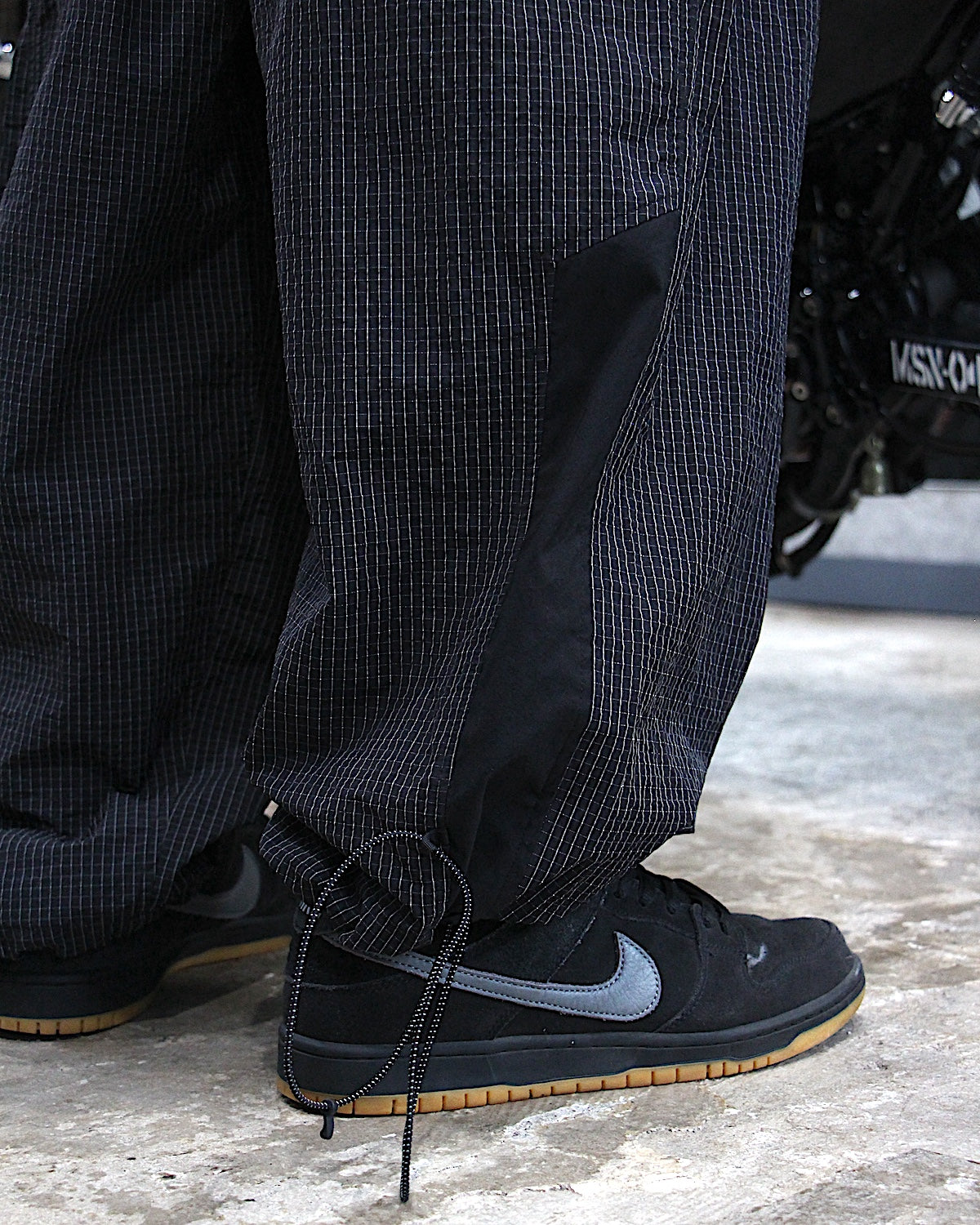 PASTOR NOVA / GRAVIONCE SHELL PANTS Ⅳ