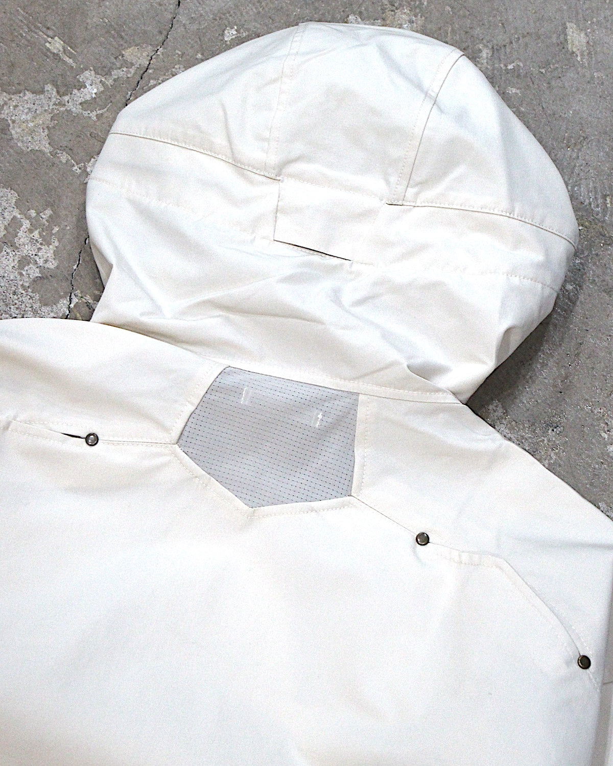 PASTOR NOVA / DIAGONAL HOODED JACKET