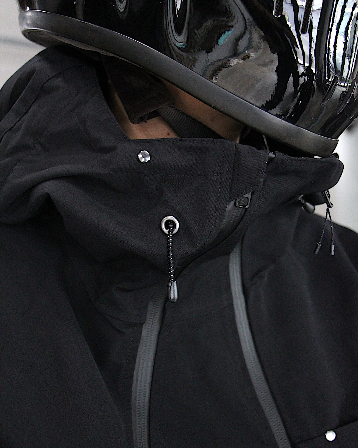 PASTOR NOVA / DIAGONAL HOODED JACKET