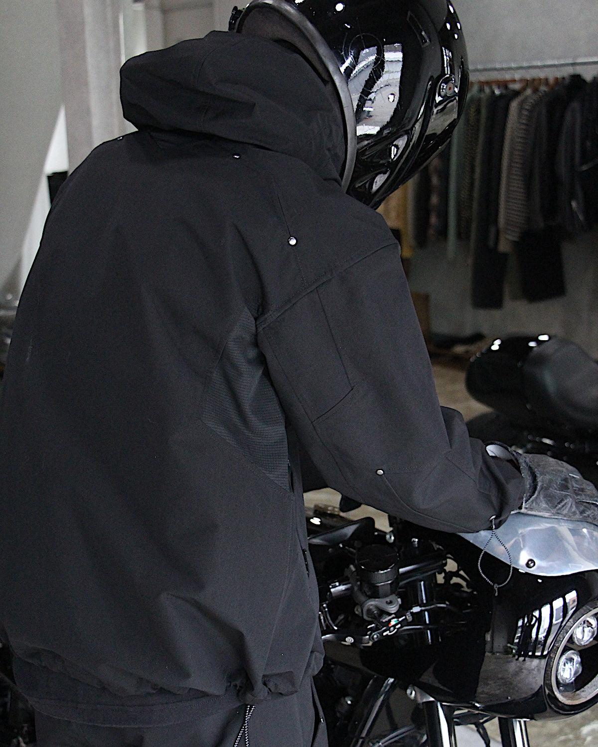 PASTOR NOVA / DIAGONAL HOODED JACKET