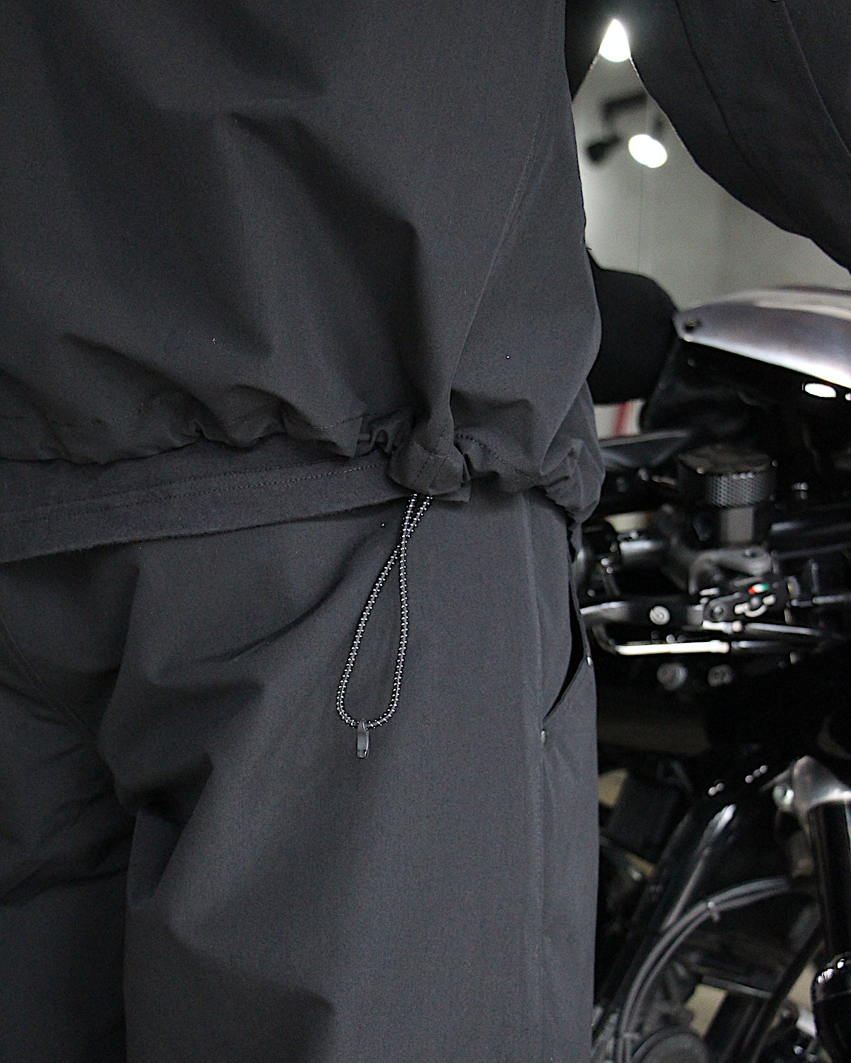 PASTOR NOVA / DIAGONAL HOODED JACKET