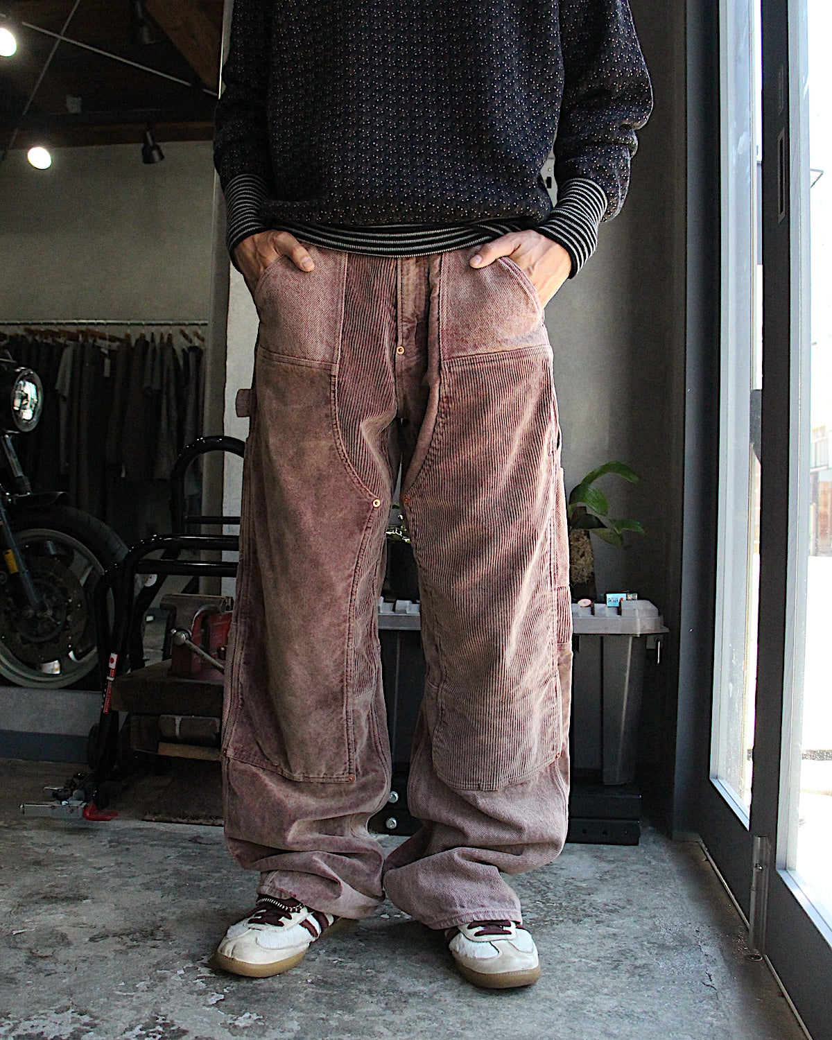 SUGARHILL / UNEVEN DYED DOUBLE KNEE PANTS
