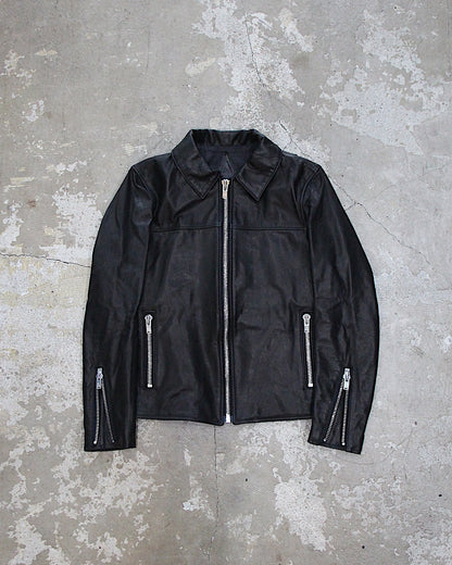 A LEATHER / ROADSTER JACKET